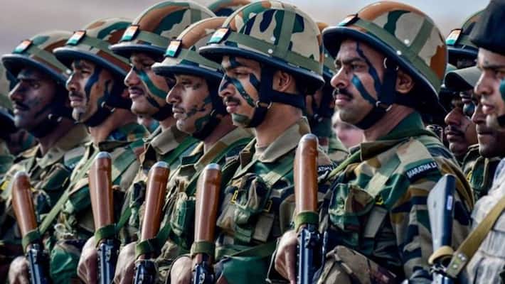 Indian Military Intelligence Mumbai Police busted a biggest spy network of Pakistan Indian Military Intelligence Mumbai Police busted a biggest spy network of Pakistan