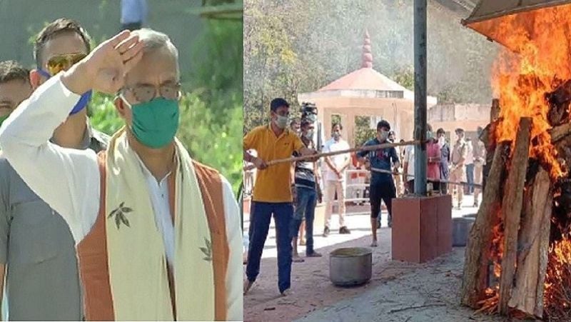 आदित्यनाथ के बचपन का नाम अजय सिंह बिष्ट है। उन्होंने बचपन में ही परिवार छोड़ दिया था और गोरक्षनाथ मंदिर के महंत और नाथ संप्रदाय के संत अवेद्यनाथ के पास चले गए थे। बाद में अवेद्यनाथ की जगह योगी आदित्यनाथ ने ली। योगी आदित्यनाथ चुनाव के सिलसिले में उत्तराखंड जाते थे तो परिवार उनसे मिलने आता था।