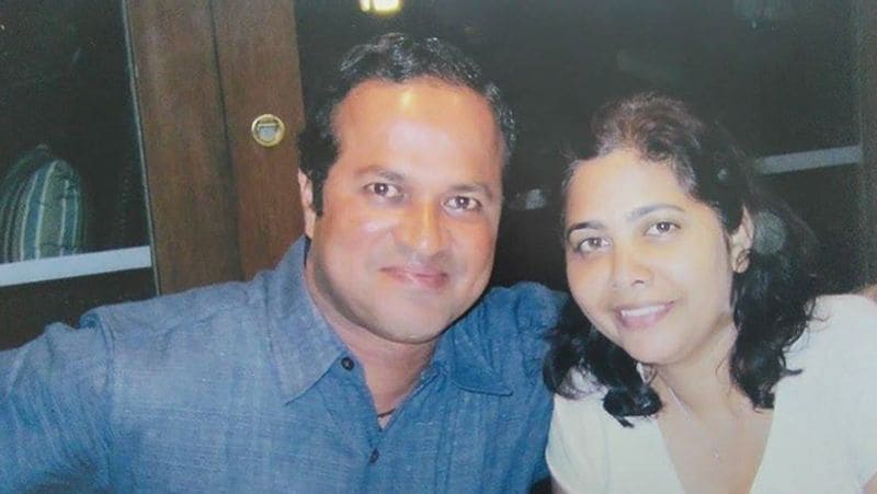 खुद मरीज के साथ लेते थे टेंशन की गोली
गोवा में COVID-19 का पहला एक्टिव केस एडगर रेमेडियोज थे। वह ठीक हो चुके हैं। उन्होंने कहा कि सिर्फ दवा ही नहीं, जिस तरह से डॉ. गोम्स आपको ट्रीट करते हैं, वह भी इलाज में मदद करता है। एडगर ने कहा, "डॉ. गोम्स ने मुझे फिर से जिंदा कर दिया। मुझे नॉर्मल करने के लिए वह मेरे साथ खुद भी एंजाइटी की टेबलेट लेते थे क्योंकि वह भी स्ट्रेस में थे। उन्होंने मेरे तनाव को कम किया।"