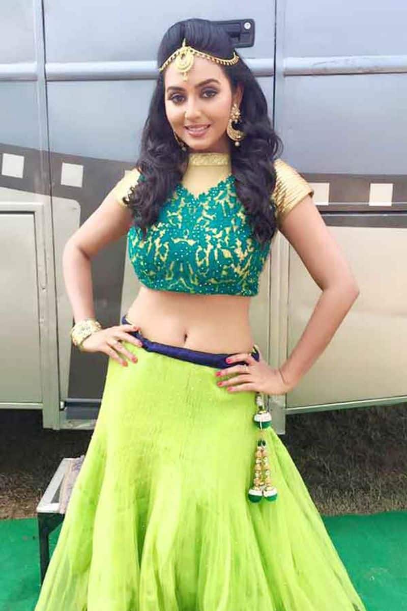Sun TV Naayagi Serial Actress Vidhya Pradeep Hot Photos Going Viral