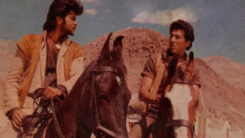 फिल्म जोशीले में सनी और अनिल ने साथ काम किया था। इस फिल्म को सिब्ते हसन रिजवी ने डायरेक्ट किया था। इस फिल्म के क्रेडिट में अनिल का नाम सनी से पहले आया तो उनका ईगो हर्ट हो गया। वह इसे लेकर अपसेट थे और उनका गुस्सा मीडिया तक पहुंच गया गया था। हालांकि, मामला जैसे-तैसे शांत हुआ।
