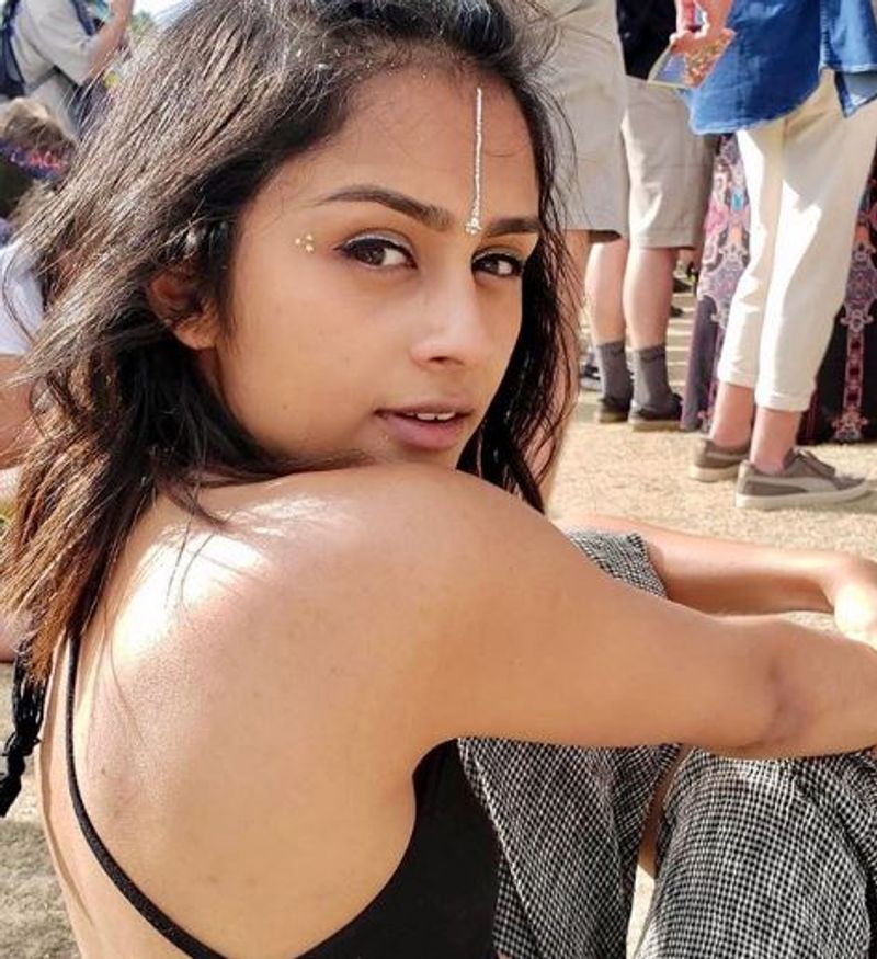 Super Singer Pragathi Morden Photos