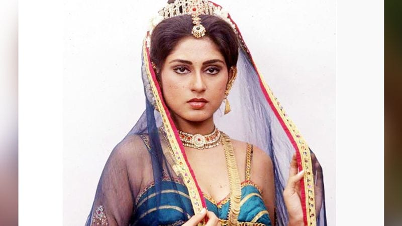 रूपा ने एक मेकेनिकल इंजीनियर ध्रुब मुखर्जी से 1992 में शादी की। शादी के 14 साल के बाद वे 2007 में अलग हो गए और बाद में औपचारिक रूप से जनवरी 2009 में उन्होंने तलाक ले लिया। उनका एक बेटा आकाश मुखर्जी है।
