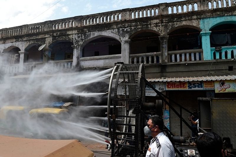 19 अप्रैल को सबसे ज्यादा संक्रमित मिले
17 से 21 अप्रैल तक के आंकड़े देखें तो 19 अप्रैल को सबसे ज्यादा 367 केस सामने आए। वहीं 17 अप्रैल को 170, 18 अप्रैल को 277, 19 अप्रैल को 367, 20 अप्रैल को 196 और 21 अप्रैल को 239 केस सामने आए हैं। 
