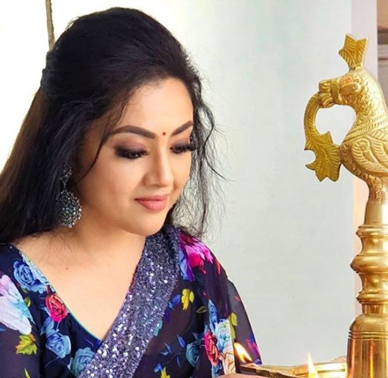 Actress Meena Latest Gallery
