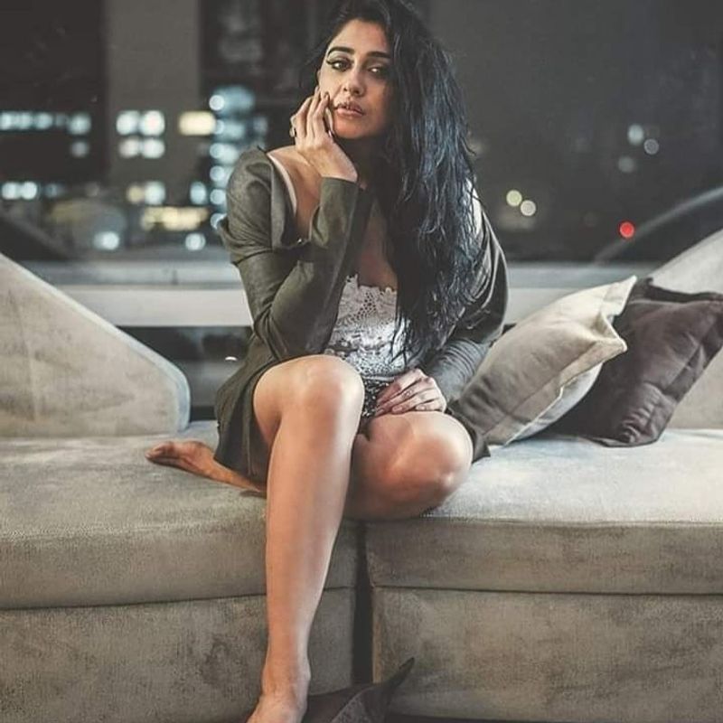சிட்டிங்கே செம்ம ஸ்டைலிஷ்