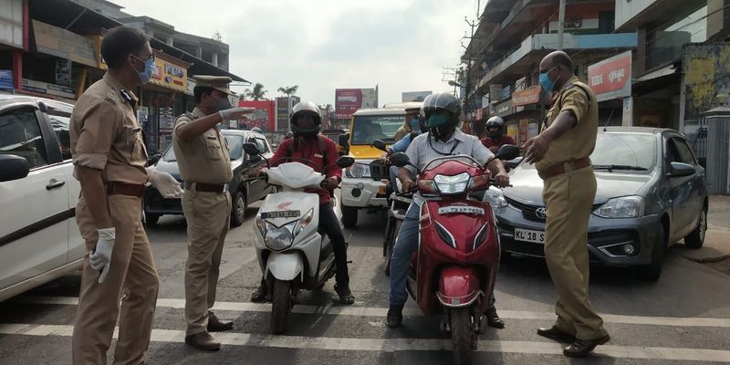 ഭക്ഷണം കിട്ടാത്തത് കൊണ്ടാണ് നാട്ടിലേക്ക് മടങ്ങിയതെന്നാണ് കർണാടകയിൽ നിന്നെത്തിയ തൊഴിലാളികൾ പറയുന്നത്. മിക്കവരും കര്ണ്ണാടകയിലെ ഗൂഡല്ലൂരില് കരാര് ജോലിക്കായി പോയവരായിരുന്നു.