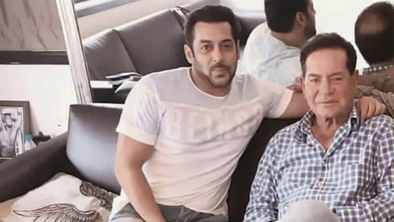 এরপর সেলিম সলমন ও তাঁর ভাই বোনদের ডেকে পাঠান। শাস্তি হিসেবে মেলেনি মার কিংবা বকা। কাছে বসিয়ে ভালো বেসে সেদিন অনেক কিছু বলেছিলেন সেলিম।