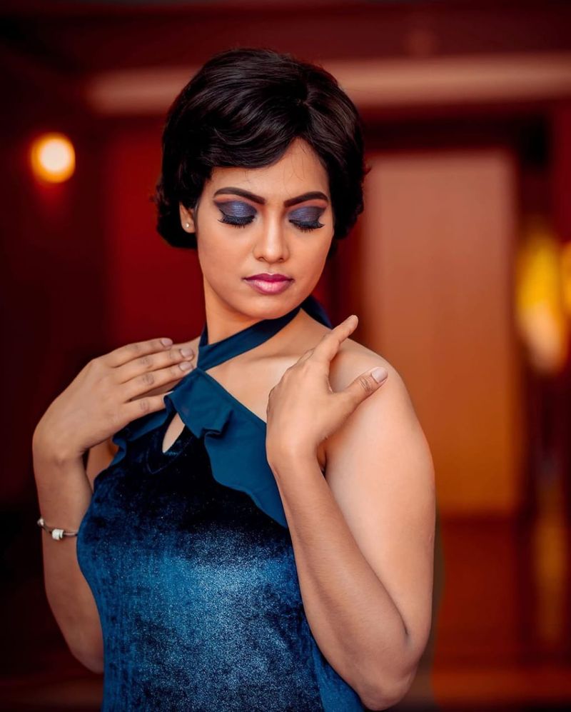 Pavithra janani 