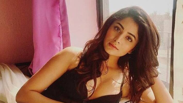 Ritabhari Chakraborty returned home from the hospital in Corona pandemic BRD Ritabhari Chakraborty returned home from the hospital in Corona pandemic BRD