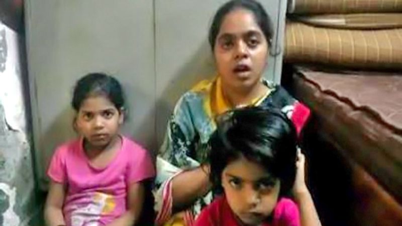 दोनों ड्राइवर निलेश तेलगडे़ के साथ मुंबई से सूरत में अपने साथी के अंतिम संस्कार में शामिल होने के लिए निकले थे। इस मामले में पुलिस ने 101 लोगों को पुलिस को गिरफ्तार किया है।