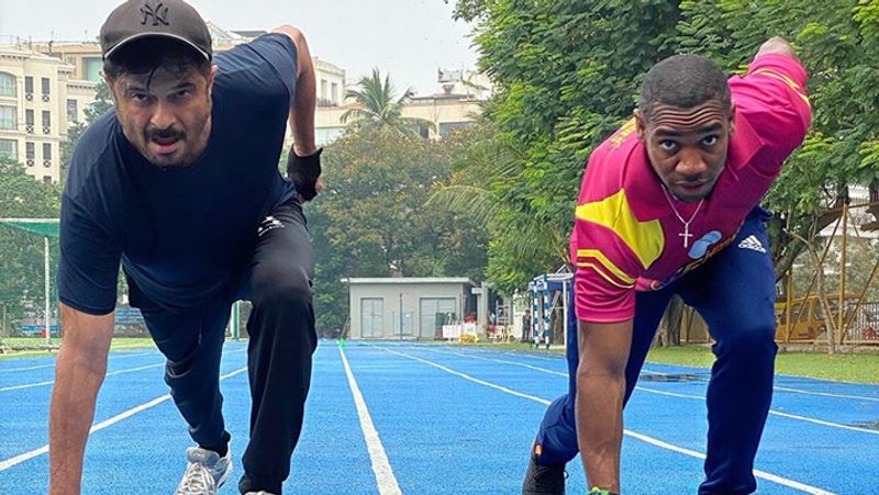 अनिल अपनी बेहतरीन हेल्थ के पत्नी सुनीता की तारीफ करते है। उनका कहना है कि सुनीता हेल्दी खाना बनाती और उनकी हेल्थ का बहुत ख्याल रखती है।