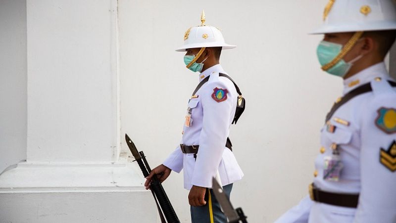 कोरोना से पैदा हुई आपदा से निपटने के लिए सेना को भी अलर्ट कर दिया गया। 