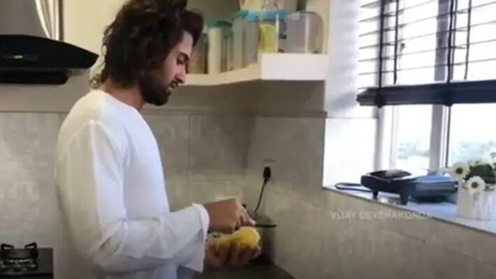 vijay devarakonda shares video of his lockdown timepass at home vijay devarakonda shares video of his lockdown timepass at home
