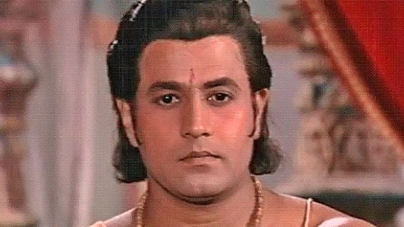 इसी दौरान अरुण से पूछा गया कि 'रामायण' के बाद लोग उन्हें राम मानने लगे थे तो क्या इस इमेज की वजह से आपको किसी तरह की मुश्किल का सामना करना पड़ा था? इस पर उन्होंने कहा- रामायण के बाद मुझे कमर्शियल फिल्में मिलनी बंद हो गई थीं। हर बात के निगेटिव-पॉजिटिव पहलू होते हैं। 'रामायण' से मुझे जो कुछ मिला, वह शायद मैं कितनी भी फिल्में कर लेता, मुझे नहीं मिलता। भगवान राम ने अपना नाम मेरे साथ जोड़ दिया। और क्या देगा भगवान? मैं इंसान ही बना रहूं, बहुत है मेरे लिए।"