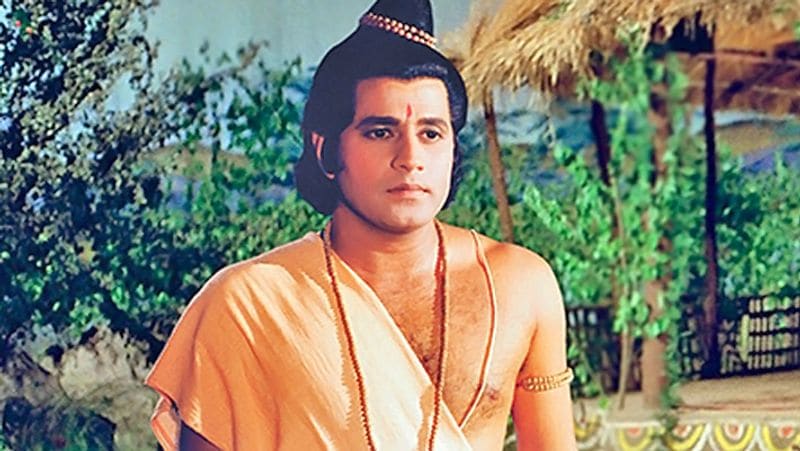 रामायण के सभी एपिसोड उम्बरगांव में शूट किए गए थे। रामानंद सागर के बेटे प्रेम सागर के मुताबिक, विक्रम बेताल का एक एपिसोड 1 लाख में बना था। हालांकि रामायण का हर एक एपिसोड बनने में 9 लाख के आसपास लगे थे।