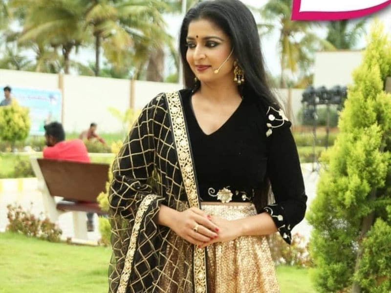 Kannada anchor sushma rao photo gallery