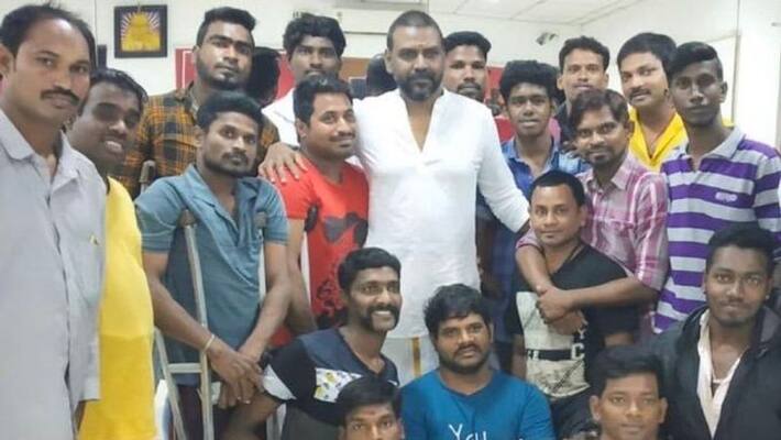 Raghava Lawrence Deposit 25 thousand to differently abled people Raghava Lawrence Deposit 25 thousand to differently abled people