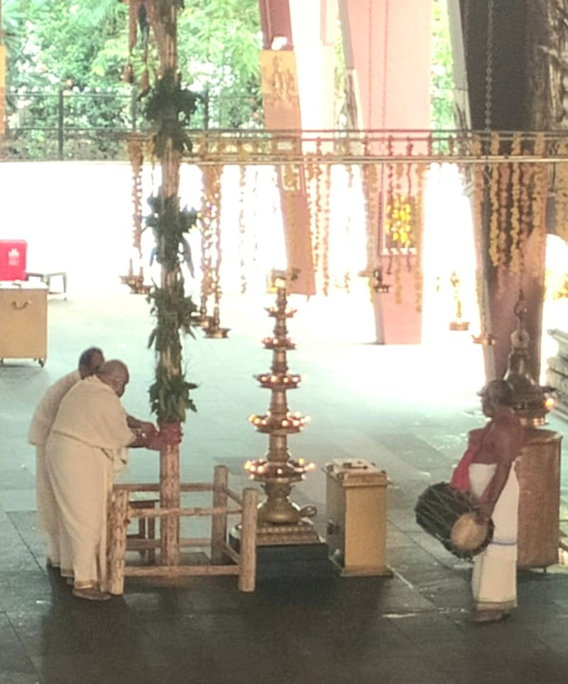 ഇന്ന് കൊറോണാ വൈറസ് വ്യാപനത്തെ തുടര്ന്ന് തൃശ്ശൂര് ജില്ലയില് മാത്രം ആകെ 802 പേർ നിരീക്ഷണത്തിലുണ്ട്.