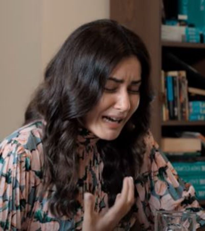 Raashi Khanna sensational Comments on World Famous Lover scenes