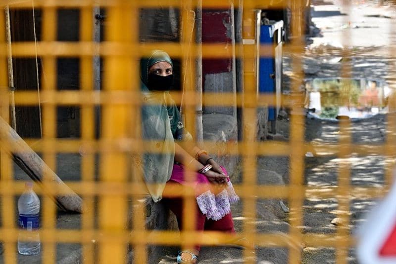 बाबू जगजीवन राम हॉस्पिटल में पहला केस 20 अप्रैल को आया था। जब एक डॉक्टर कोरोना की चपेट में आया था। उसके बाद लगातार 3 डॉक्टर और 7 दूसरे हेल्थ वर्कर कोरोना की चपेट में आ गए। 
