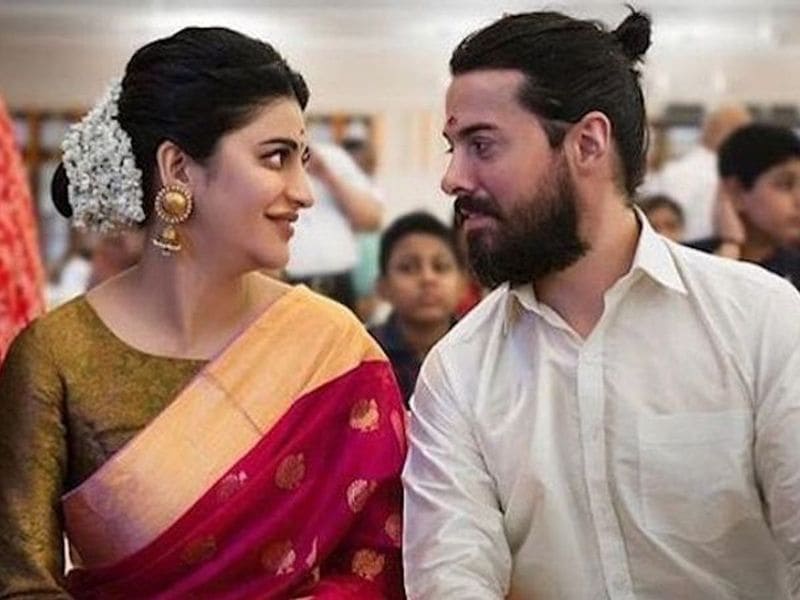 காதல் தோல்வி காரணமாக மன வருத்தத்தில் இருந்த ஸ்ருதி ஹாசன் இப்போது தான் எல்லாத்தையும் மறுத்துவிட்டு, நடிப்பில் கவனம் செலுத்தி வருகிறார். 