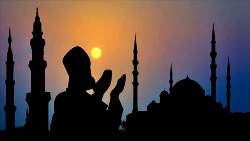 case filed against 600 muslims who gathered for prayer in public place