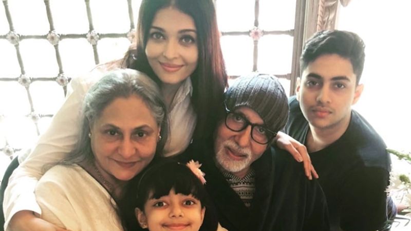 उनके हिसाब से ये अद्भुत है क्योंकि ऐश्वर्या अपने आप में ही एक बड़ी शख्सियत हैं। दूसरी खूबसूरत बात ये है कि वो अपनी इस नई भूमिका में अच्छी तरह से ढल गई हैं।
