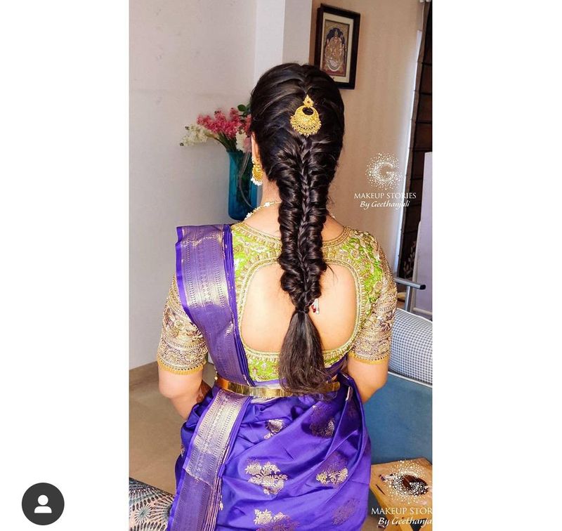 ಬಳೆ ಶಾಸ್ತ್ರದಲ್ಲಿ ಬ್ಲೂ ಆ್ಯಂಡ್ ಹಸಿರು ಸೀರೆಯಲ್ಲಿ ಮಿಂಚುತ್ತಿದ್ದರು.