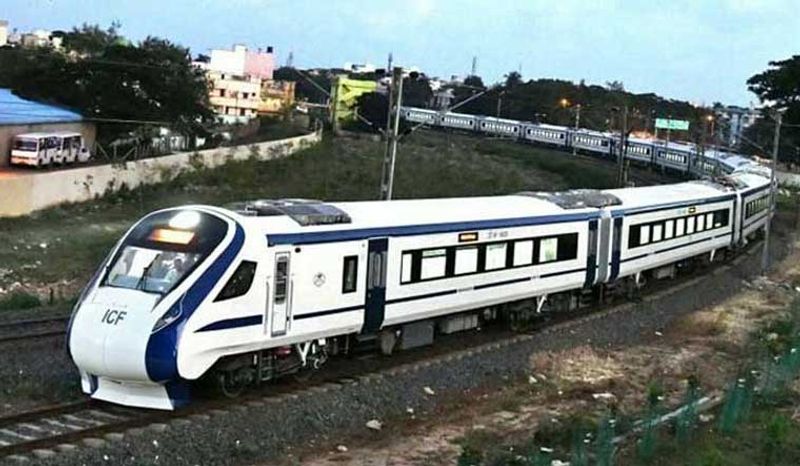 തുടര്ന്ന് കാസര്കോട് വരെ നിലവിലെ പാതയ്ക്ക് സമാന്തരം