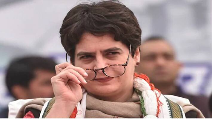priyanka tweet attack on government at killing of sadhus in bulandshahar kpl priyanka tweet attack on government at killing of sadhus in bulandshahar kpl
