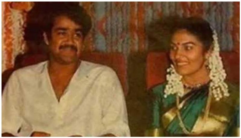 മോഹൻലാലും സുചിത്രയും വിവാഹിതരായത് 1998 ഏപ്രില് 28ന് ആണ്. തിരുവനന്തപുരത്ത് ആറ്റുകാല് ഭഗവതി ക്ഷേത്രത്തില് വെച്ചായിരുന്നു താലികെട്ട്.