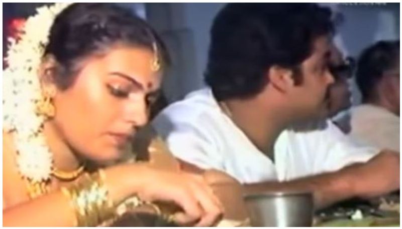 അന്തരിച്ച തമിഴ് നടനും, നിർമ്മാതാവുമായ കെ ബാലാജിയുടെ മകളാണ് മോഹൻലാലിന്റെ ഭാര്യ സുചിത്ര.