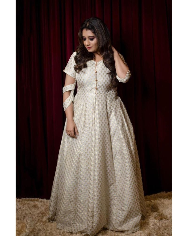 Priyankan Deshpande Photos