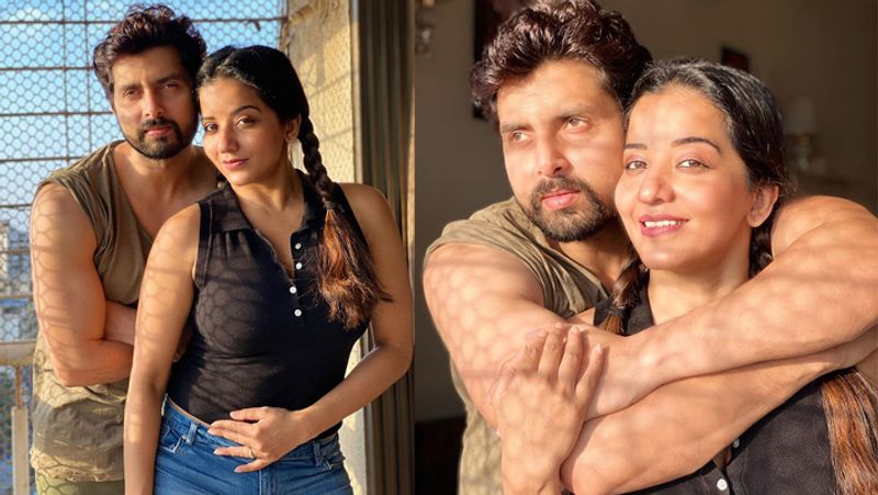 मोनालिसा काफी समय से भोजपुरी सिनेमा से दूर हैं और हिंदी टीवी सीरियल 'नजर 2' काम कर रही हैं। फिलहाल, इसकी शूटिंग अभी बंद है। 