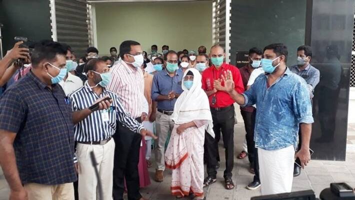 Eighty yearold Fathima and Baiju leave hospital covid 19 Eighty yearold Fathima and Baiju leave hospital covid 19