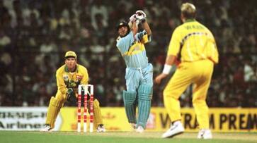 Brett Lee explains how Sachin Tendulkar toyed with Shane Warne's bowling