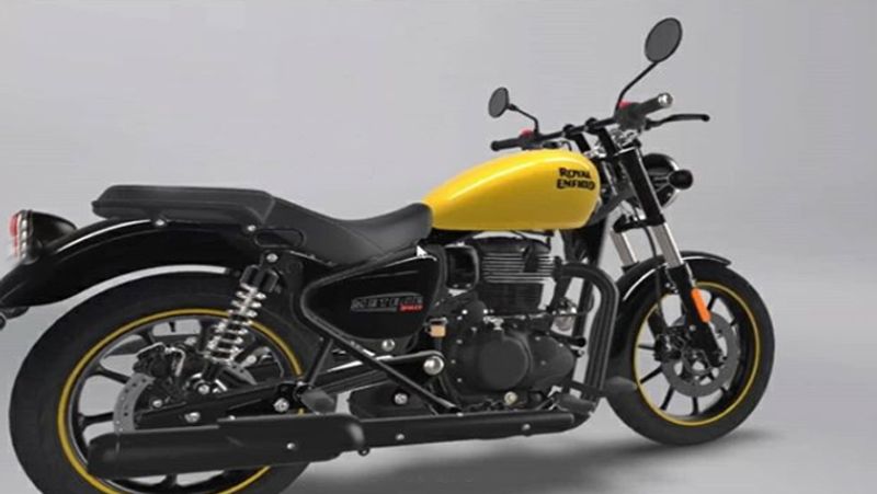 जानकारी के मुताबिक, Meteor 350 fireball को J-प्लैटफॉर्म पर तैयार किया गया है। बाइक में 346-499cc की क्षमता वाला नया इंजन दिया गया है। बाइक के फ्रंट में टेलेस्कोपिक फोर्क सस्पेंशन और रियर में ट्विन शॉक अब्जॉर्बर्स दिए हैं. Meteor 350 fireball के दोनों तरफ डिस्क ब्रेक होंगे। 