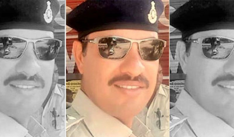 इसे पहले इंदौर के जूनी थाना प्रभारी 45 वर्षीय देवेंद्र चंद्रवंशी भी कोरोना से लड़ते हुए शहीद हो गए थे। उनका भी इंदौर के अरबिंदो हॉस्पिटल में इलाज चल रहा था।