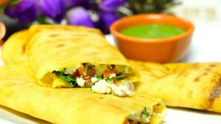 You can make Stuffed Moong Dal Potato Roll in lockdown to change the taste, know its recipe MJA You can make Stuffed Moong Dal Potato Roll in lockdown to change the taste, know its recipe MJA