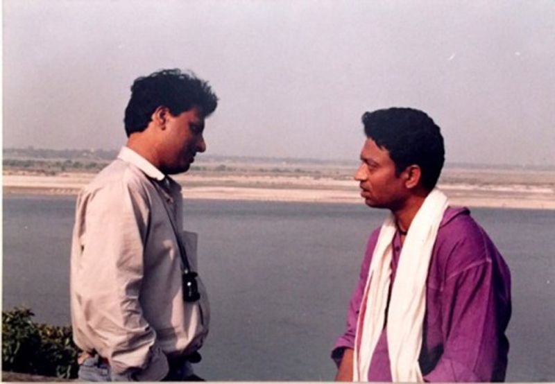 इन्होंने फिल्मी दुनिया में अपनी एक अलग पहचान बनाई है। इरफान ने अपनी कड़ी मेहनत और धैर्य के चलते ये मुकाम हासिल किया। सिर्फ हिंदी सिनेमा में ही नहीं बल्कि हॉलीवुड फिल्मों में भी काम करके इरफान फिल्म इंडस्ट्री में अपनी अलग पहचान बना चुके थे। 
