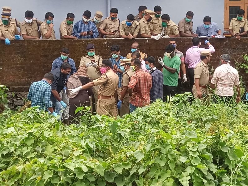 മൃതദേഹം കണ്ടെത്താനായി പ്രതിയെ പാലക്കാട്ട് രാമനാഥപുരത്തുള്ള വാടക വീട്ടിലേക്ക് എത്തിച്ച പൊലീസ് മൃതദ്ദേഹത്തിനായുള്ള തിരച്ചില് ആരംഭിച്ചു.