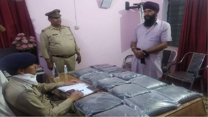Opium worth Rs 1 crore was being sent from Haryana to Jharkhand in the name of ration supply asa Opium worth Rs 1 crore was being sent from Haryana to Jharkhand in the name of ration supply asa