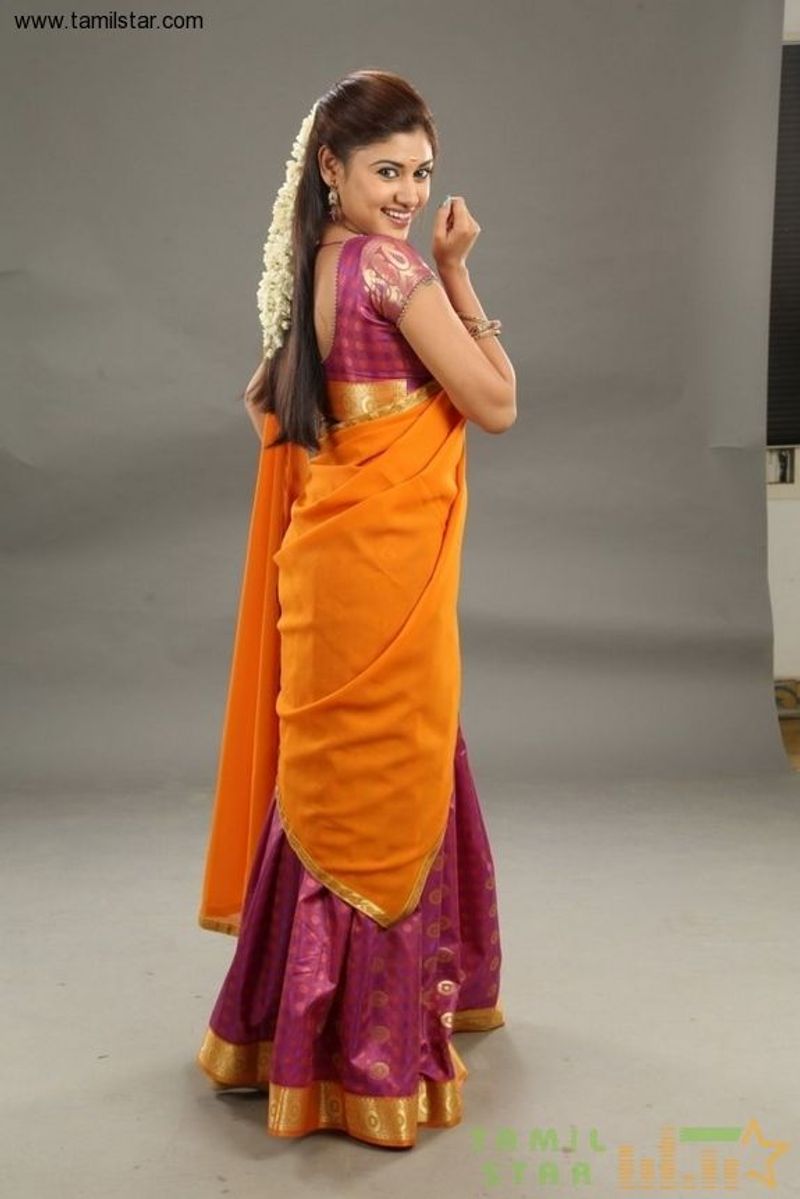 Oviya