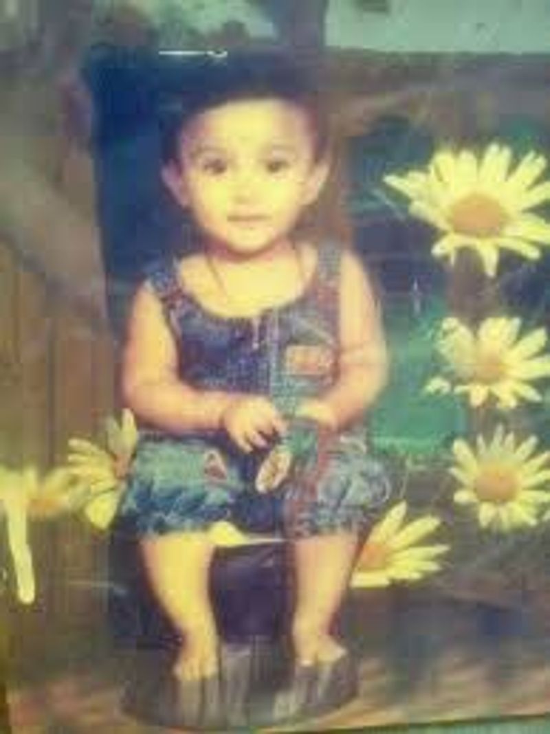 Oviya