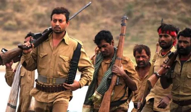 बता दें कि 'पान सिंह तोमर' फिल्म मध्य प्रदेश में जन्मे बागी पान सिंह तोमर की बॉयोलॉजिकल स्पोर्ट्स ड्रामा थी। पान सिंह तोमर ने एशियन गेम्स में 1958 में भारत का प्रतिनिधित्व किया था। लेकिन किन्हीं कारणों से वे चंबल के बीहड़ में कूदकर डाकू बन गए थे। यह फिल्म तिग्मांशु धूलिया के साथ संजय चौहान ने मिलकर लिखी थी। संजय चौहान भोपाल से ताल्लुक रखते हैं। भोपाल में उन्होंने पत्रकारिता की है। यह फिल्म करीब 2 साल तक अटकी पड़ी। लेकिन जब रिलीज हुई, तो हिट साबित हुई। साथ ही इरफान के करियर में टर्निंग पॉइंट।