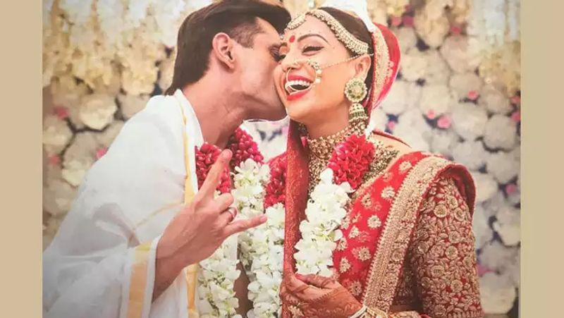 'बाहुबली' से चर्चा में आए साउथ एक्टर राणा दग्गुबती भी इस लिस्ट में शामिल हैं। दरअसल बिपाशा और राणा ने साथ में 2011 में 'दम मारो दम' की थी। इसी फिल्म के सेट पर दोनों को एक-दूसरे से प्यार हो गया लेकिन ये रिश्ता भी ज्यादा लंबा नहीं चला। रिपोर्ट की मानें तो राणा ने बिपाशा को चीट किया था जिसकी वजह से ये कपल अलग हुआ।