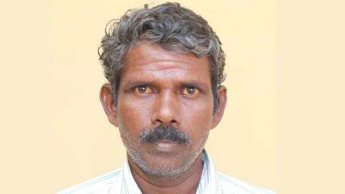 man run with 80 litre liquor police arrested man run with 80 litre liquor police arrested