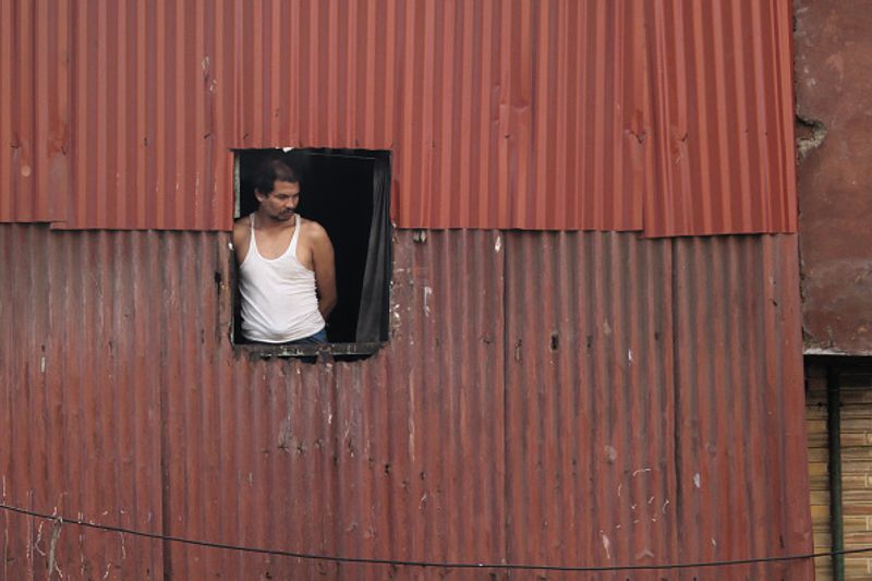 maharashtra and gujarat high covid 19 death rate in india photo story