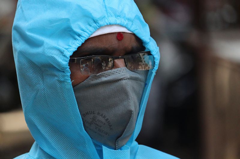maharashtra and gujarat high covid 19 death rate in india photo story